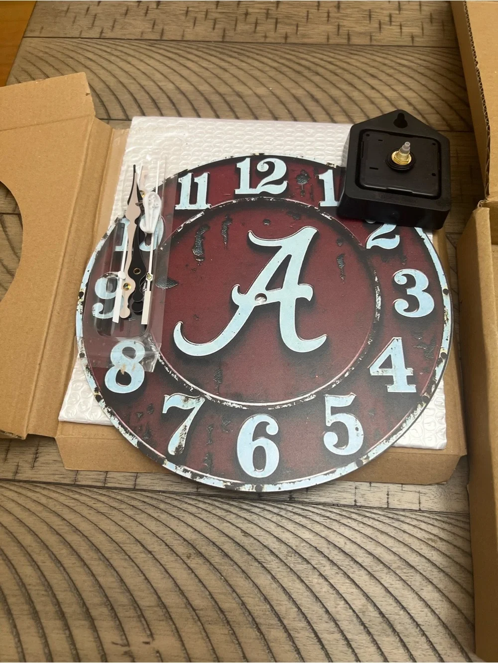 New Vintage-Style Burgundy University of Alabama Wall Clock Decor - Unbranded